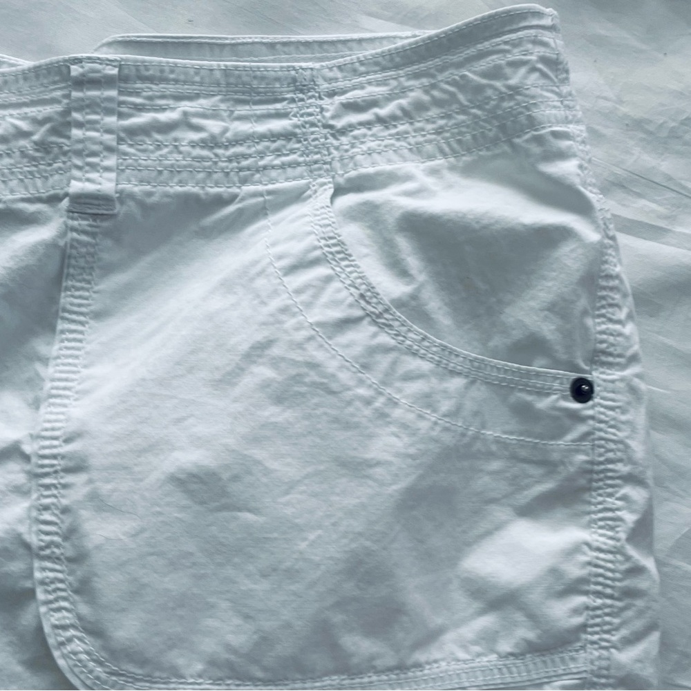 INC International Concepts white cargo shorts with pockets size 20W - Picture 6 of 10